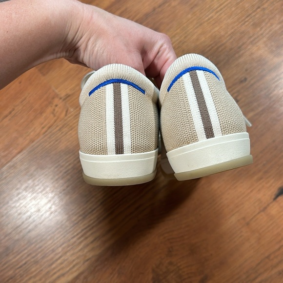 Rothy’s The Lace Up Sneaker - Picture 4 of 11